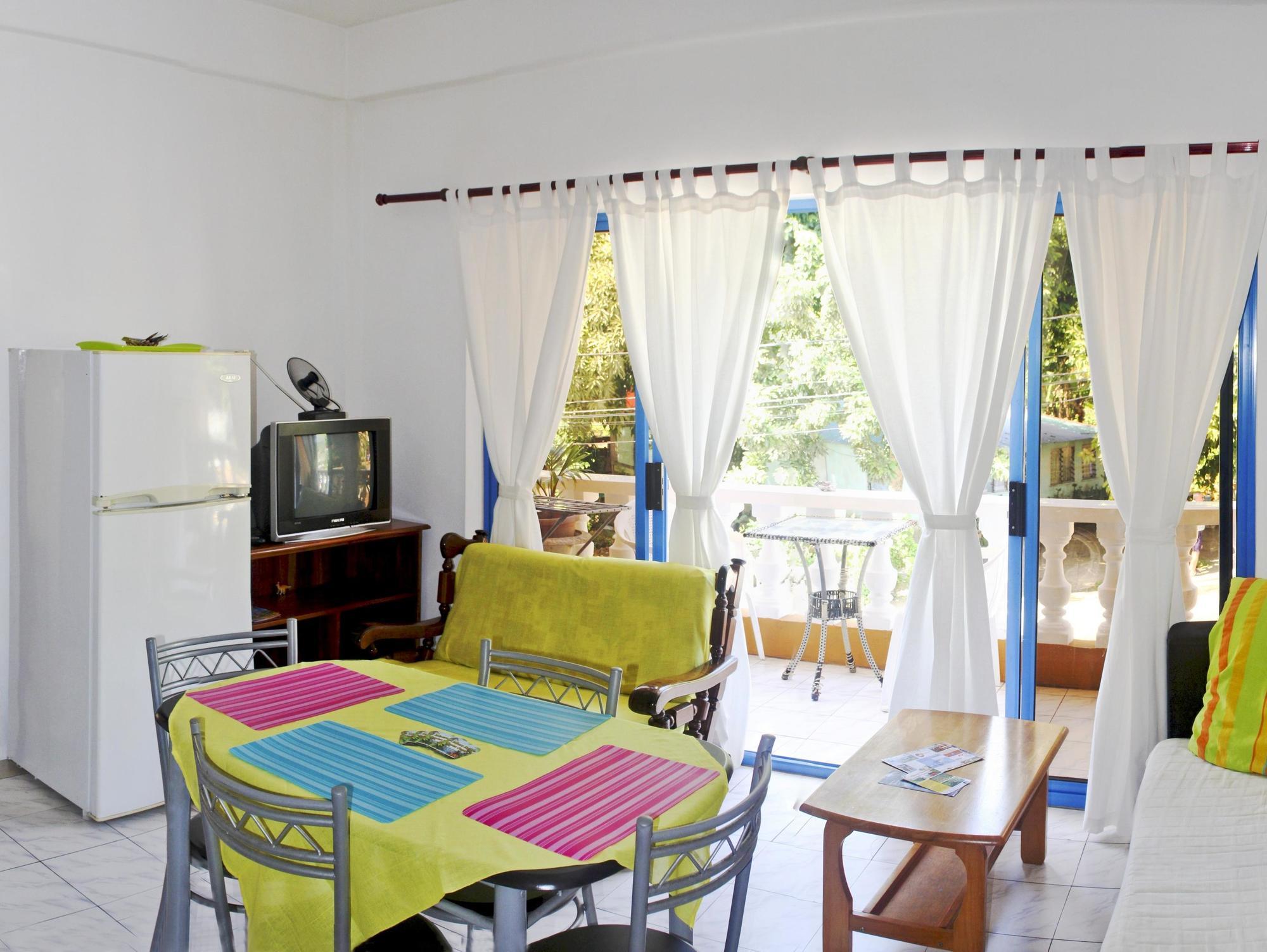 Vicky'S Holiday Apartment Бо-Валлон Екстер'єр фото